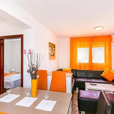 2 Bedroom Beautiful In